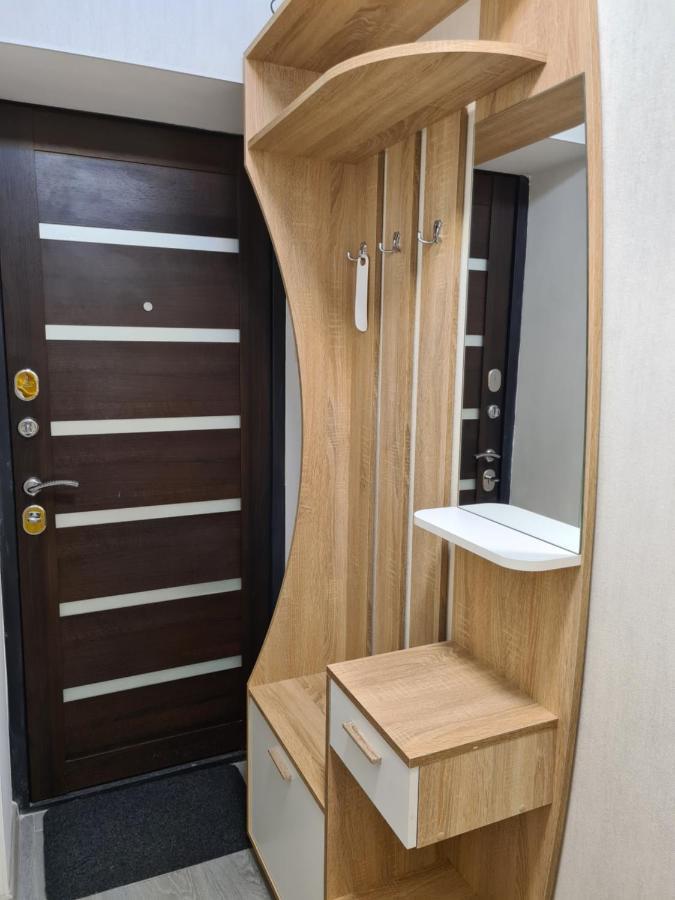 Central Park Apartment Kherson Exterior photo